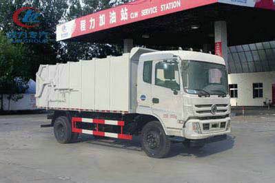 東風(fēng)153壓縮式對(duì)接垃圾車(chē)