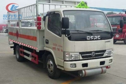 程力威CLW5074TQP5氣瓶運輸車