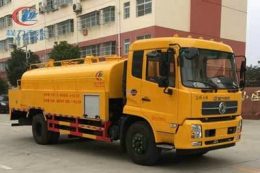 程力威CLW5160GQWD5清洗吸污車