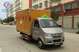 程力威CLW5030XZWSC5雜項(xiàng)危險物品廂式運(yùn)輸車